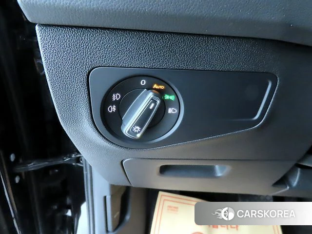 Volkswagen Tiguan second Generation 2020 Черный из Кореи, фото 6