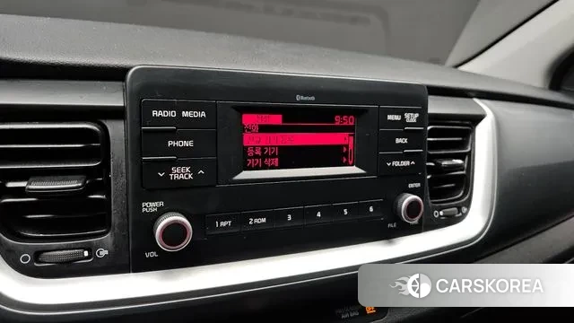 Kia Stonic 2019 Белый из Кореи, фото 6