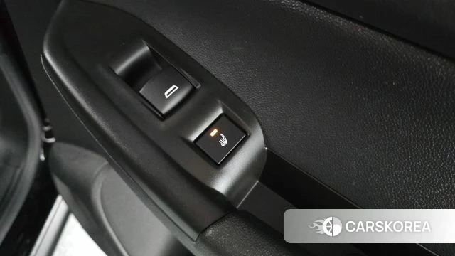 Chevrolet (GM Daewoo) Trailblazer 2022 Черный из Кореи, фото 6