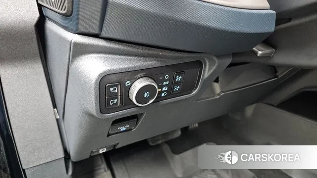 Ford Bronco 6th Generation 2023 Черный из Кореи, фото 6