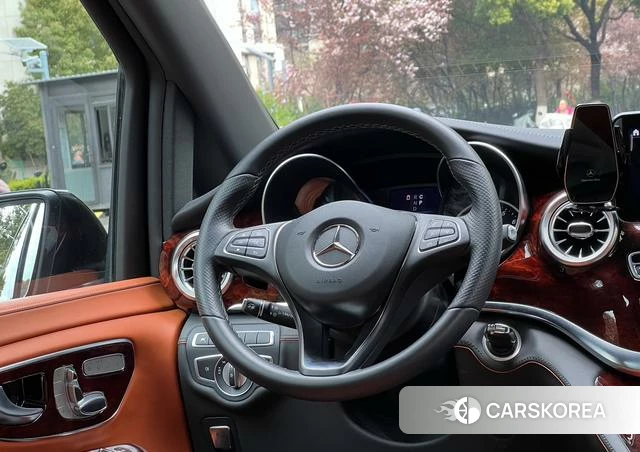 Mercedes-Benz V-class 2024 Черный из Китая, фото 6