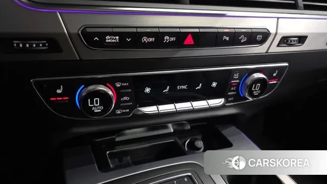 Audi Q7 (4M) 2019 Черный из Кореи, фото 6