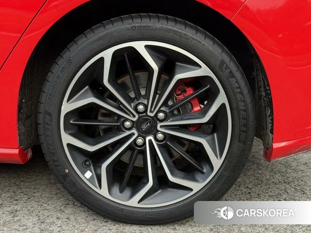 Ford Fox 2021 Красный из Китая, фото 6