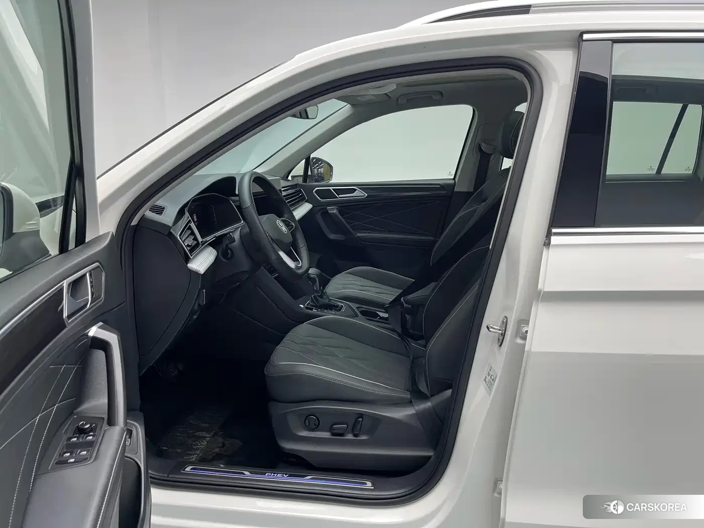 Volkswagen Tiguan L 2022 Белый из Китая, фото 6