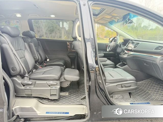 Honda Odyssey 2018 Синий из Китая, фото 6