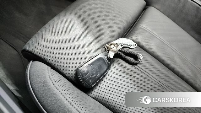 Audi A4 (B9) 2021 Белый из Кореи, фото 6