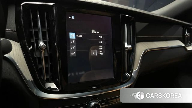 Volvo S60 3rd generation 2020 Белый из Кореи, фото 6