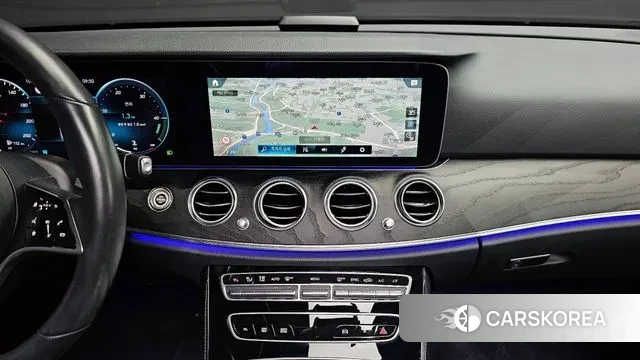 Mercedes-Benz E-Class W213 2021 Серый из Кореи, фото 6