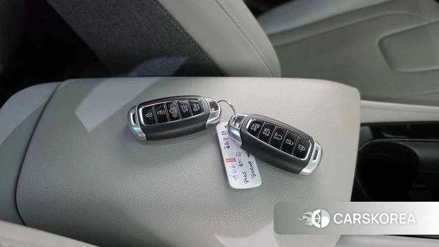 Hyundai Avante Hybrid (CN7) 2021 Серый из Кореи, фото 6