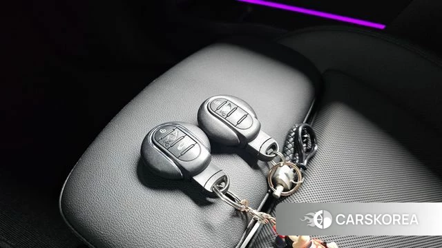 Mini Cooper Countryman 2023 Черный из Кореи, фото 6