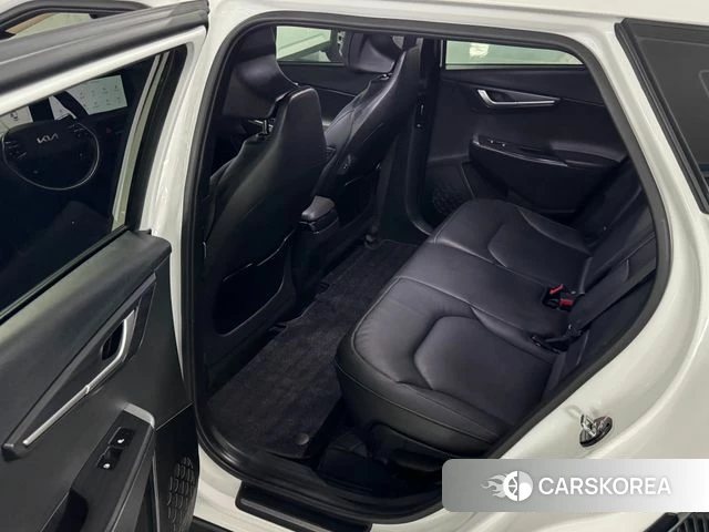 Kia EV6 2023 Белый из Кореи, фото 6