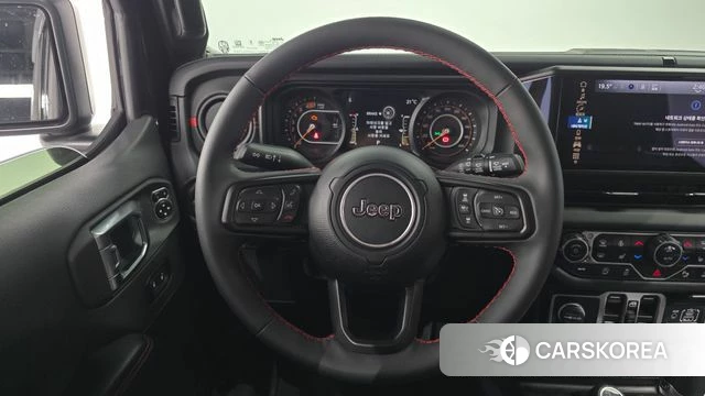 Jeep Wrangler (JL) 2024 Черный из Кореи, фото 6