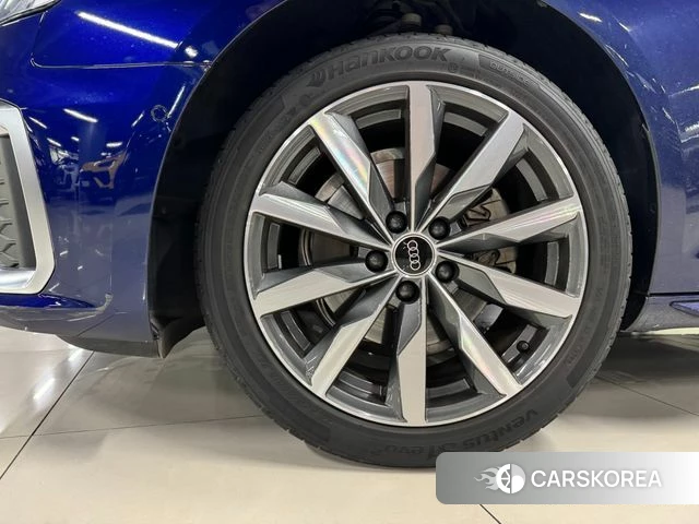Audi A4 (B9) 2023 Синий из Кореи, фото 6