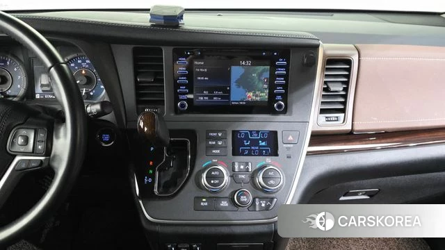 Toyota Sienna 2020 Белый из Кореи, фото 6