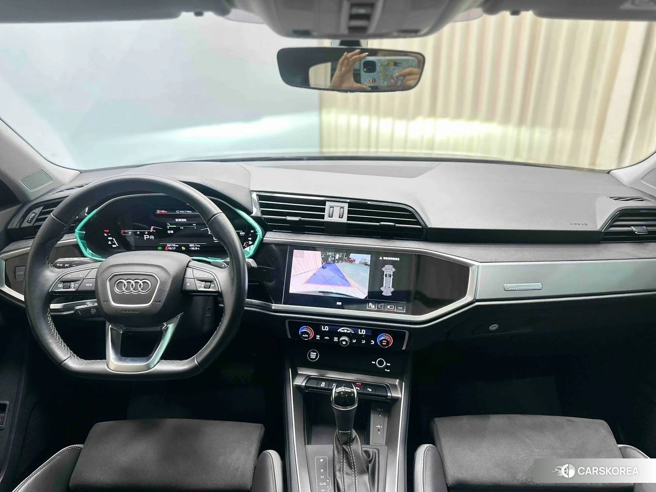 Audi Q3 2021 Темно-серый из Китая, фото 6