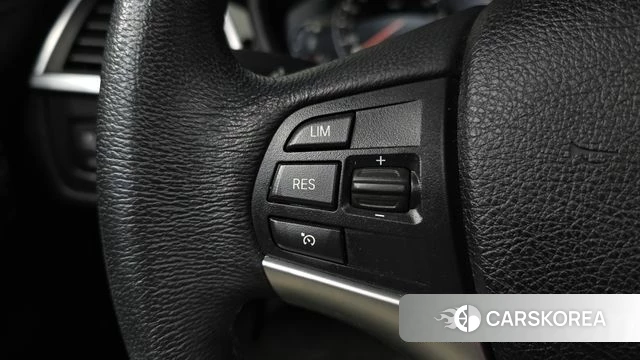 BMW 3 Series (F30) 2018 Белый из Кореи, фото 6