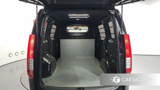 Hyundai Staria 2024 Черный из Кореи, фото 6