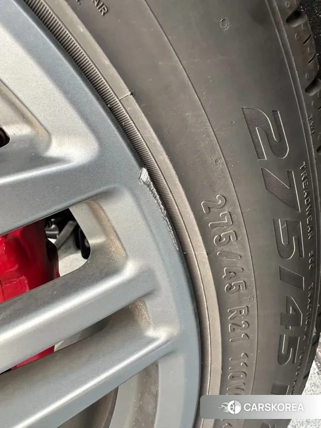 Ford Explorer 6th Generation 2024 Белый из Кореи, фото 6