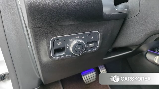 Mercedes-Benz EQB X243 2023 Белый из Кореи, фото 6