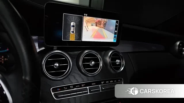 Mercedes-Benz C-Class W205 2021 Белый из Кореи, фото 6