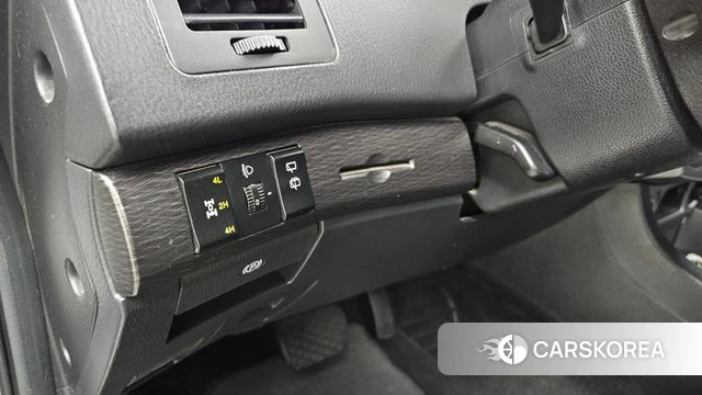 Ssangyong Korando Turismo id 4536810 из Кореи 6