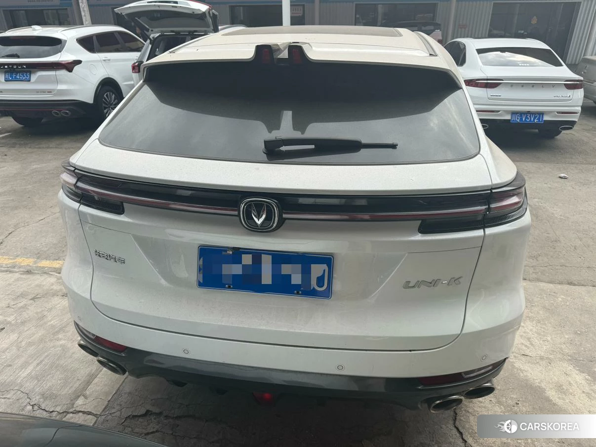 Chang'an UNI-K 2021 Белый из Китая, фото 6