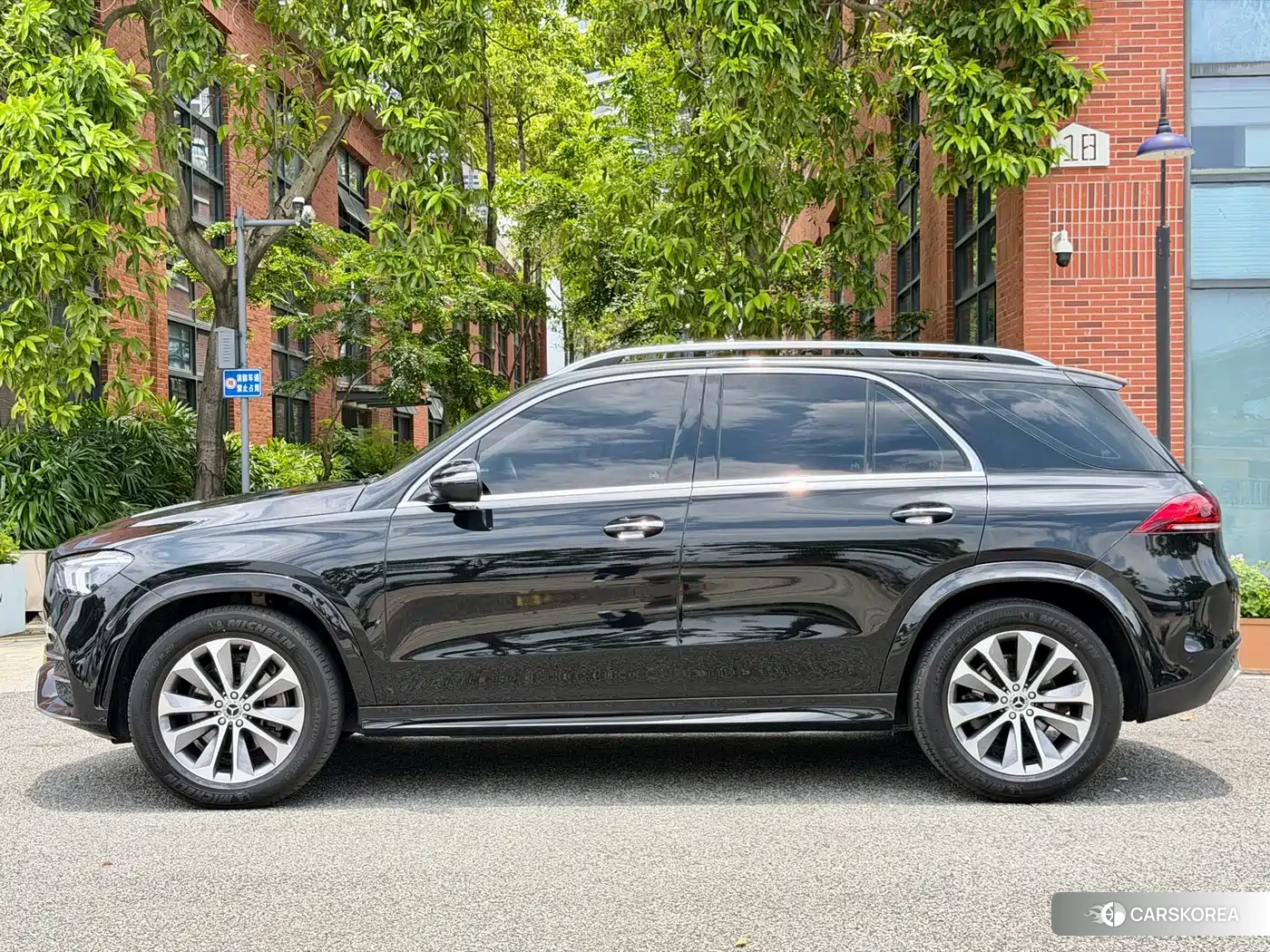 Mercedes-Benz GLE 2023 Черный из Китая, фото 6