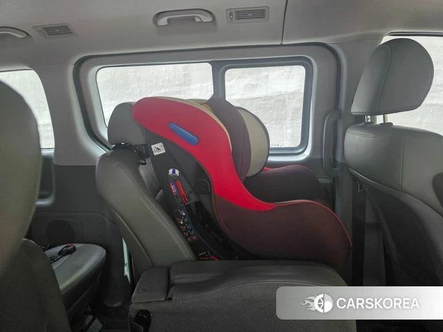 Hyundai The New Grand Starex 2018 Желтый из Кореи, фото 6