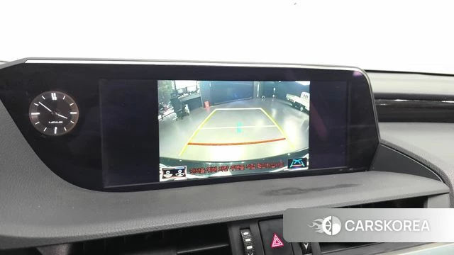 Lexus ES300h 7th generation 2021 Черный из Кореи, фото 6