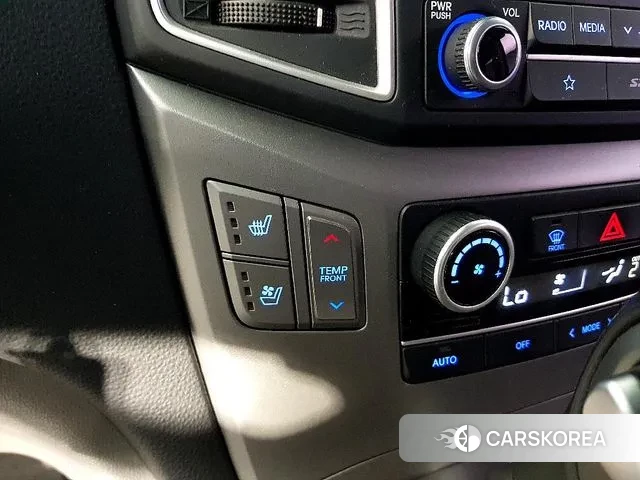 Hyundai The New Grand Starex 2018 Серебристо-серый из Кореи, фото 6