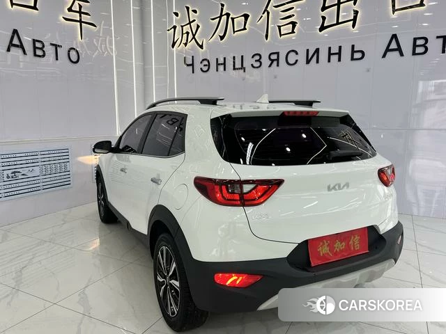 Kia Yi Ran 2023 Белый из Китая, фото 6