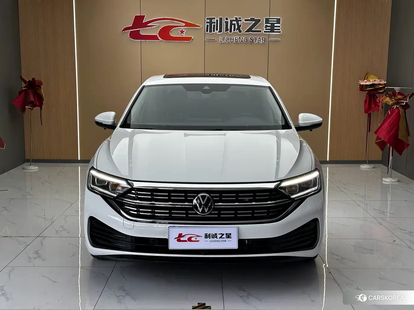 Volkswagen Sagitar 2024 Белый из Китая, фото 6