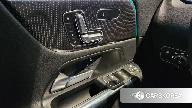 Mercedes-Benz GLA - Class H247 2021 Серебряный из Кореи, фото 6