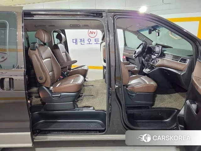 Hyundai The New Grand Starex 2018 Коричневый из Кореи, фото 6