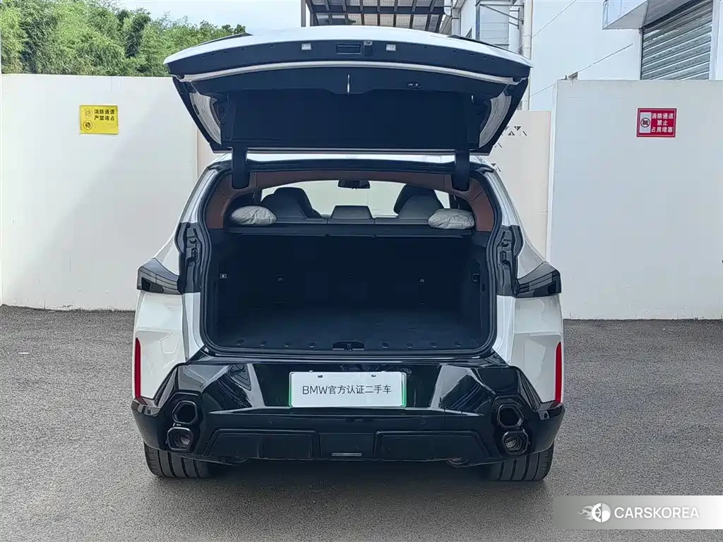 BMW XM 2024 Белый из Китая, фото 6