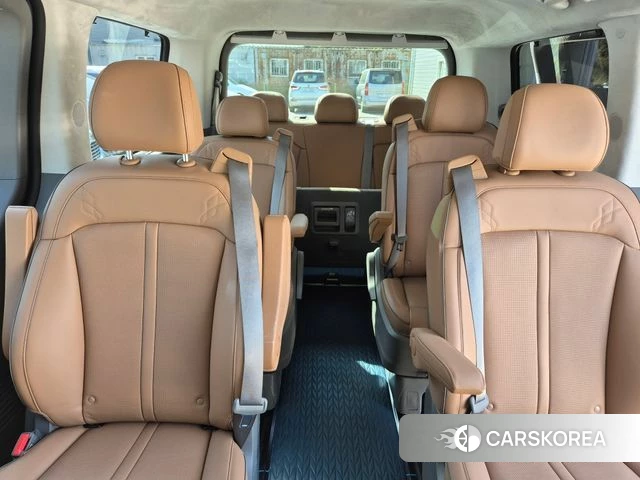 Hyundai Staria 2024 Белый из Кореи, фото 6