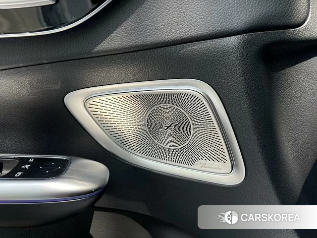 Mercedes-Benz Class C 2025 Белый из Китая, фото 6