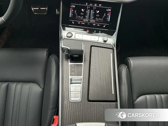 Audi A6L 2025 Черный из Китая, фото 6
