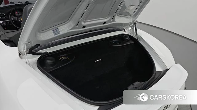 Porsche 718 Boxster 2018 Белый из Кореи, фото 6
