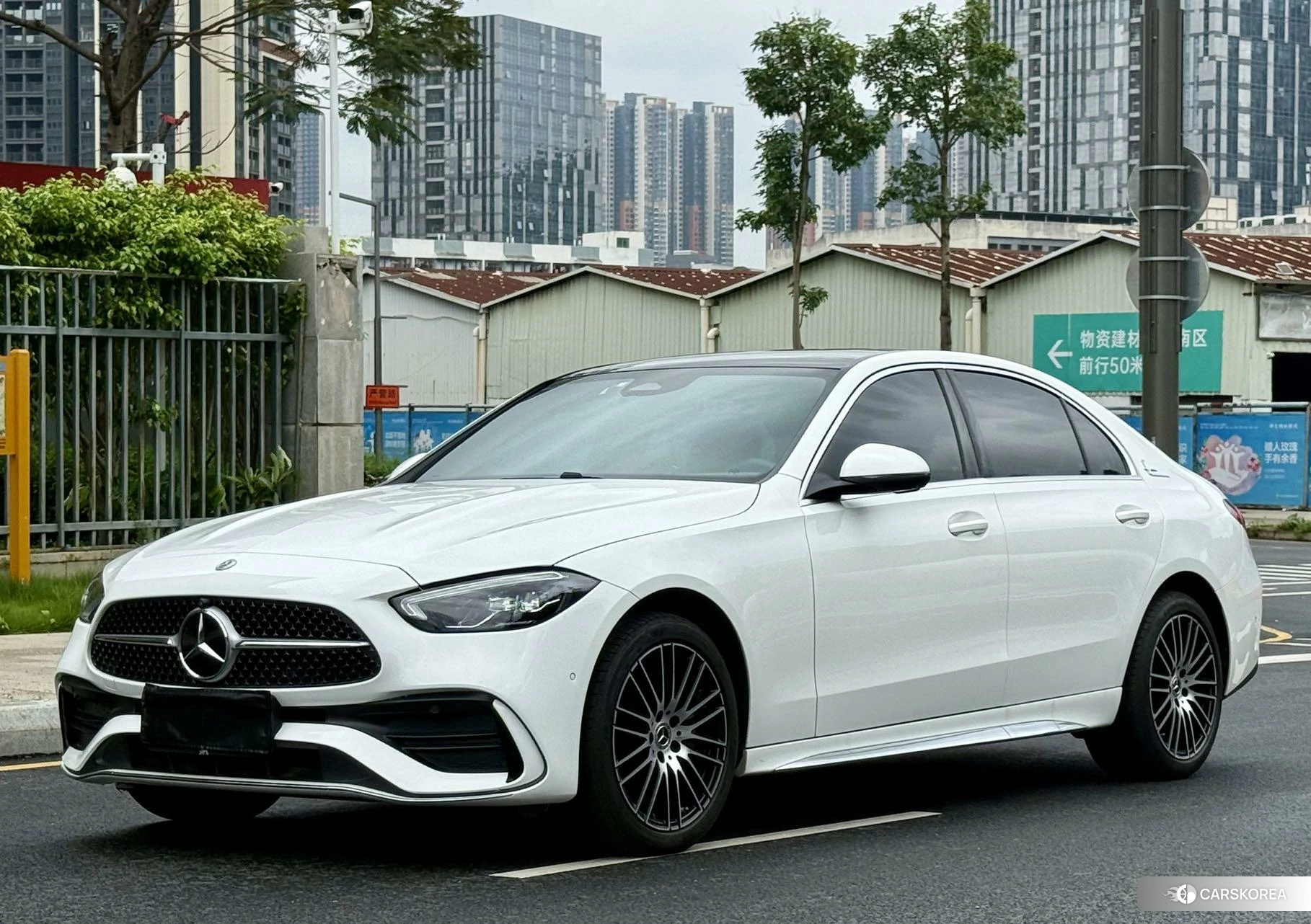 Mercedes-Benz Class C 2025 Белый из Китая, фото 6