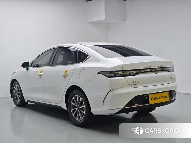 BYD Destroyer 05 2024 Белый из Китая, фото 6