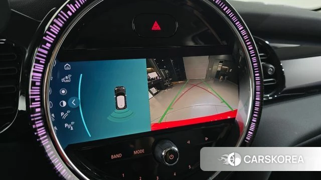 Mini Cooper 2023 Красный из Кореи, фото 6