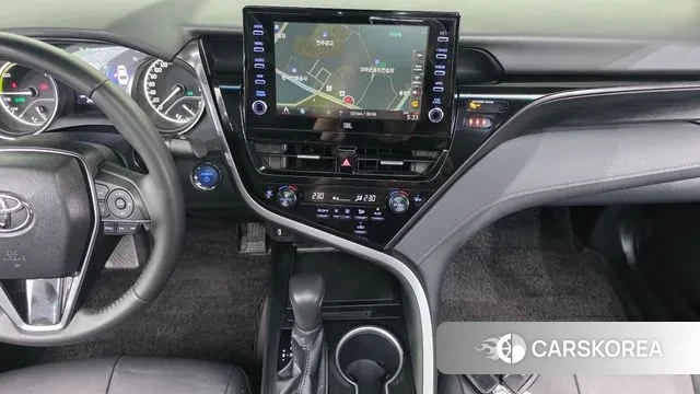 Toyota Camry (XV70) 2023 Коричневый из Кореи, фото 6