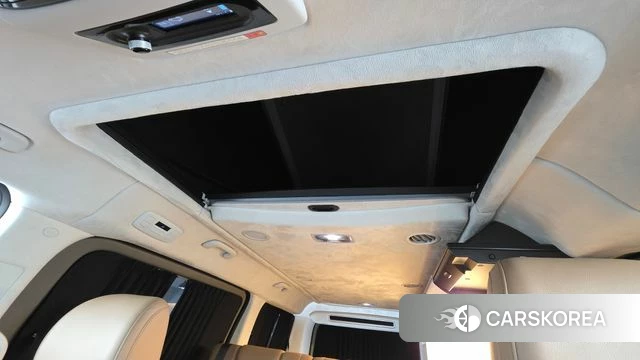 Hyundai Staria 2023 Белый из Кореи, фото 6