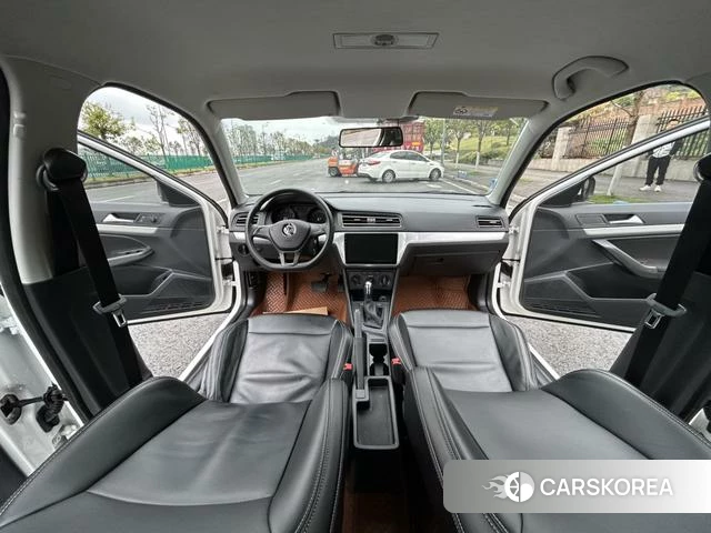 Volkswagen Lavida 2022 Белый из Китая, фото 6