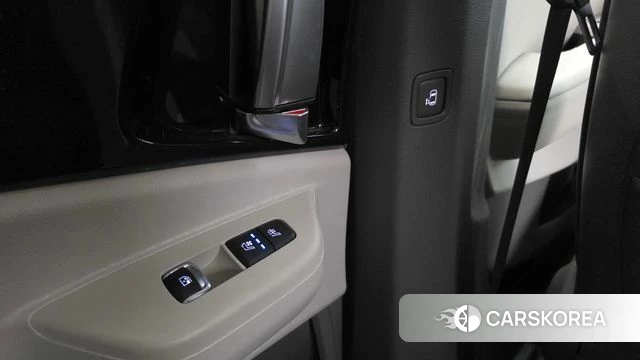 Kia The New Carnival 4th Generation 2024 Серебристо-серый из Кореи, фото 6