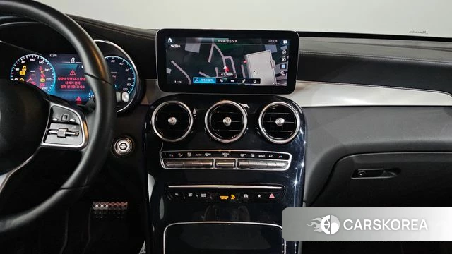 Mercedes-Benz GLC-Class X253 2022 Белый из Кореи, фото 6