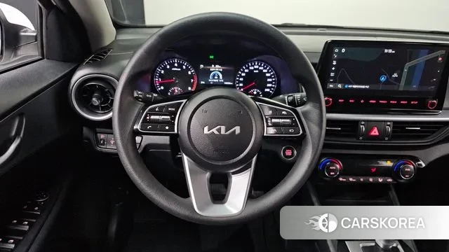 Kia The New K3 2nd generation 2024 Белый из Кореи, фото 6