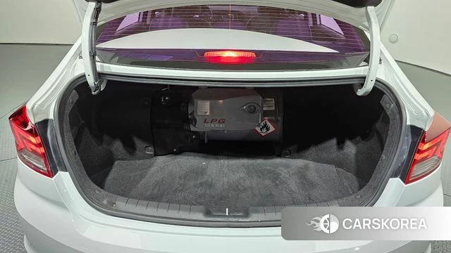 Hyundai The New Avante AD 2019 Белый из Кореи, фото 6