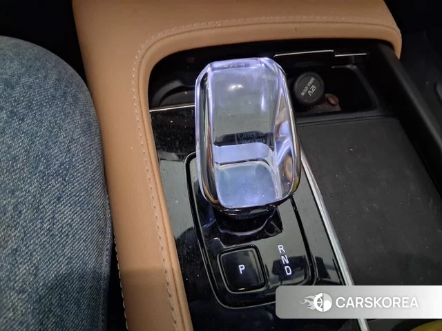 Volvo XC90 second Generation 2023 Белый из Кореи, фото 6